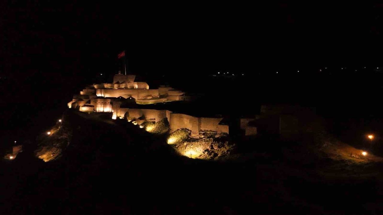 Kars&#039;ta Aydınlatma Yatırımları Hız Kesmiyor