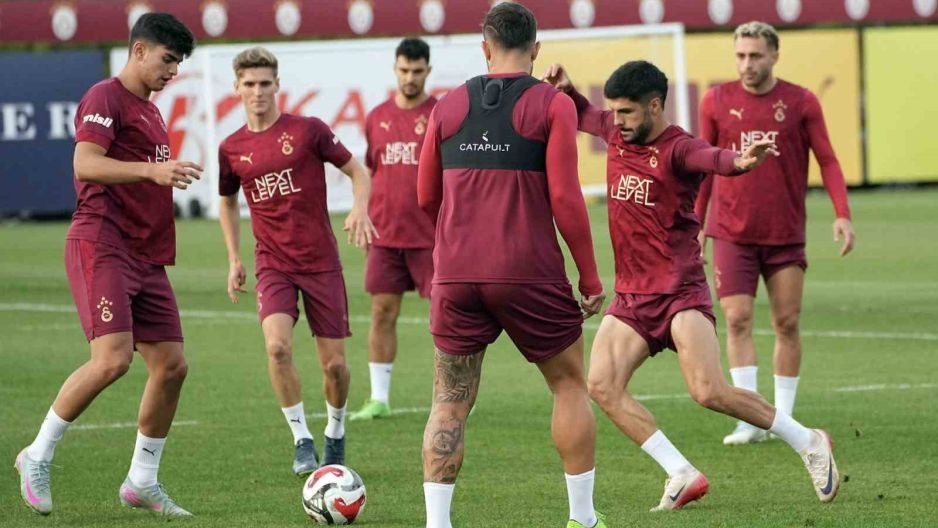 Galatasaray, Karagümrük Maçı Hazırlıklarını Tamamladı