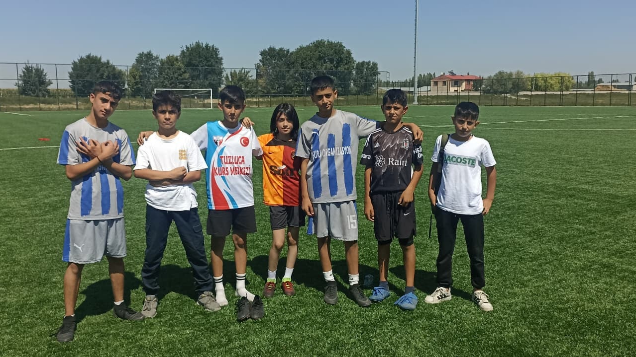 Tuzluca’dan 9 Futbolcu Iğdır FK Seçmelerini Kazandı