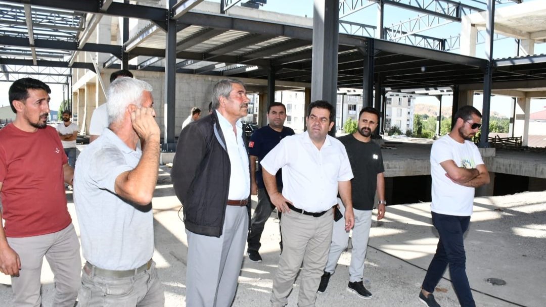 Patnos Life AVM Projesi&#039;nde Çalışmalar Hızla Devam Ediyor