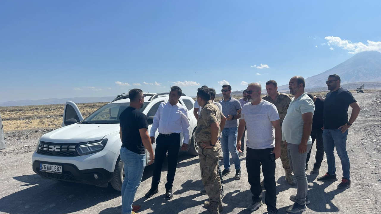 Genel Sekreter Çarman, Ağrı Dağı Güvenlik Yolu Çalışmalarını Yerinde İnceledi