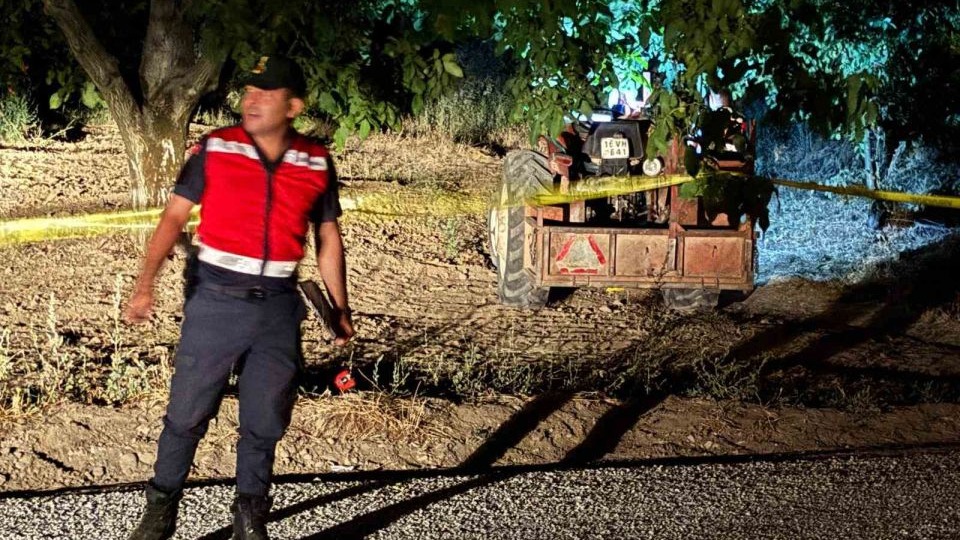 Husumetli olduğu amcasının oğlunu tüfekle vurarak öldürdü