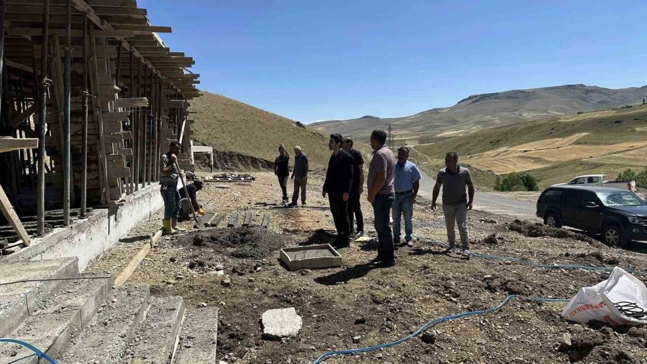 Susuz Kaymakamı Tutal Köy Ziyaretlerine Devam Ediyor