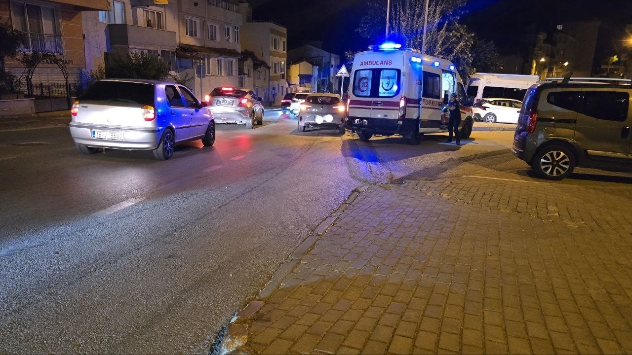 Bursa&#039;da Otomobil Sürerken Kalp Krizi Geçiren Sürücü Hastaneye Kaldırıldı