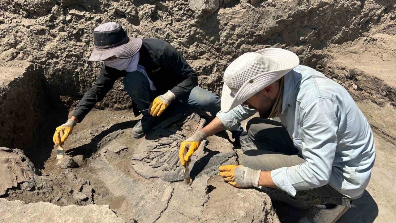 Eski Van Şehri Kazılarında Birinci Dünya Savaşı İzleri Ortaya Çıktı