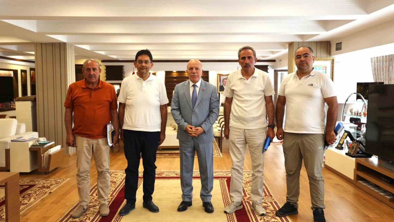 Erzurum&#039;da Süt Toplama Merkezi Kuruluyor