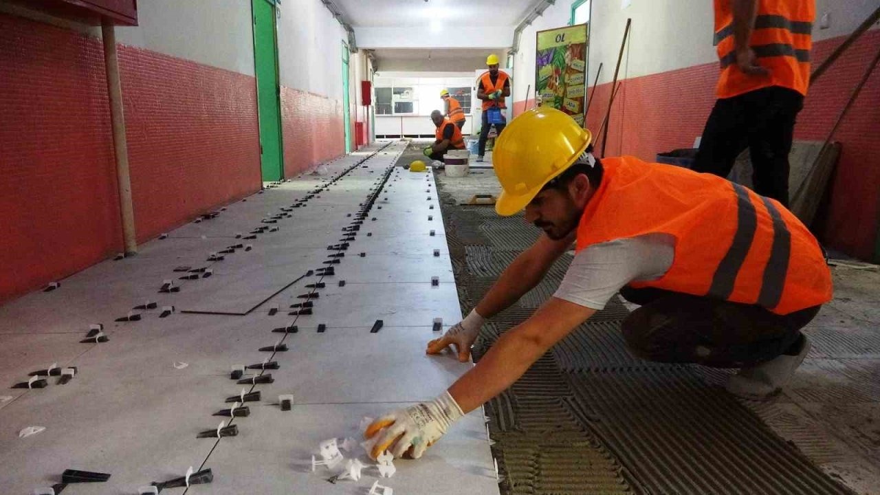 Van&#039;daki Okullar Yeni Eğitim Yılına Hazırlanıyor