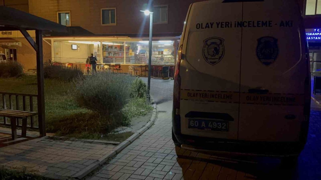 Tokat&#039;ta Hastane Kantininde Tartışma Kanlı Bitti: Boşanma Aşamasındaki Eşini ve Arkadaşını Yaraladı