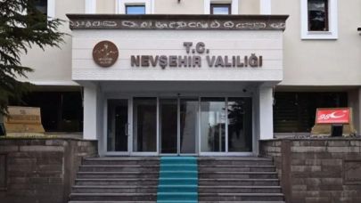 Kapadokya Uçhisar Kalesi’nde Turistin Bayrak Direğindeki Davranışına Soruşturma