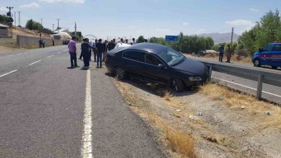 Ağrı’da İl Sağlık Müdürü’nün Makam Aracı Kaza Yaptı