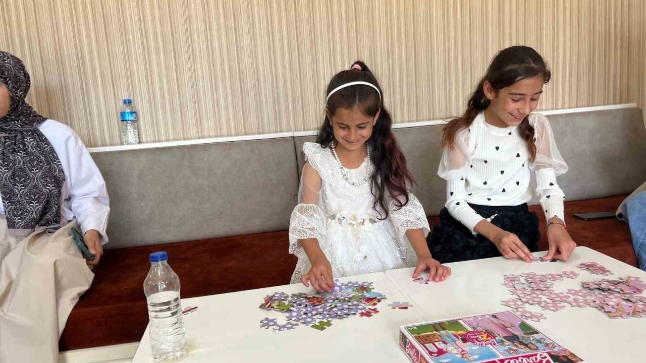 Patnos&#039;ta 35 Çocuk Gençlik Merkezi&#039;nde Eğlendi