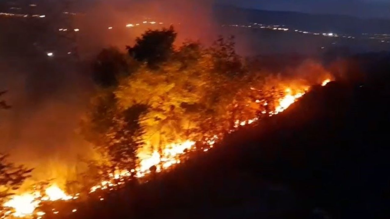 Ardahan&#039;da Anız Yangını Söndürüldü