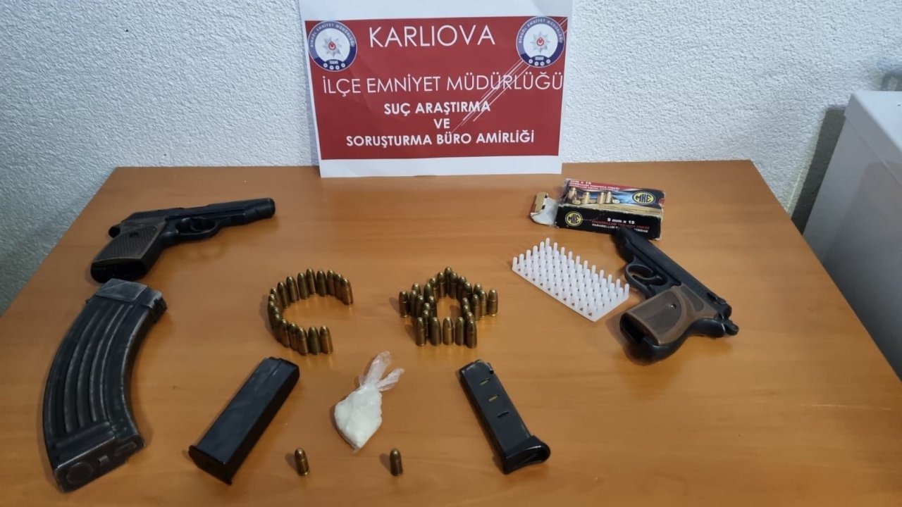 Bingöl&#039;de Uyuşturucu ve Silah Operasyonu