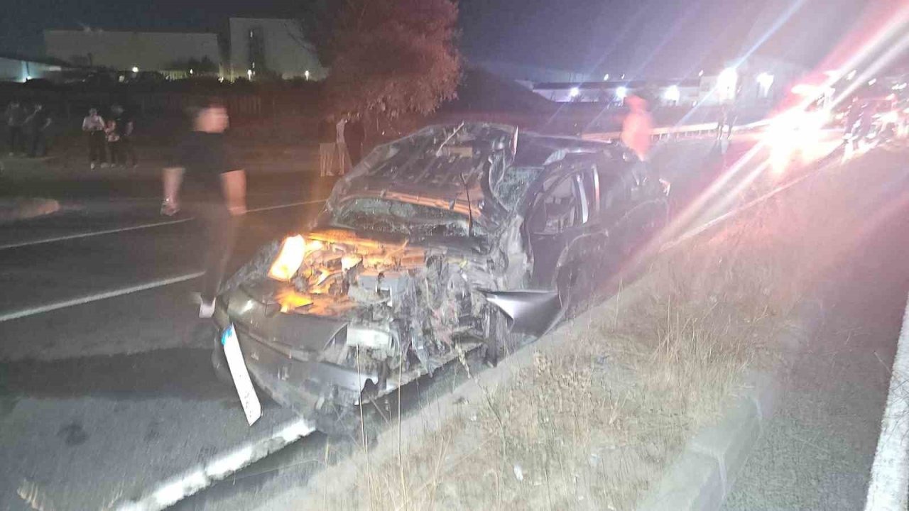 Kapaklı Yolu&#039;nda Feci Kaza: 16 Yaşındaki Nisa Hayatını Kaybetti