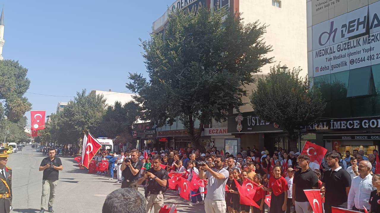 Iğdır’da 30 Ağustos Zafer Bayramı’nın 103. Yıl Dönümü Coşkuyla Kutlandı