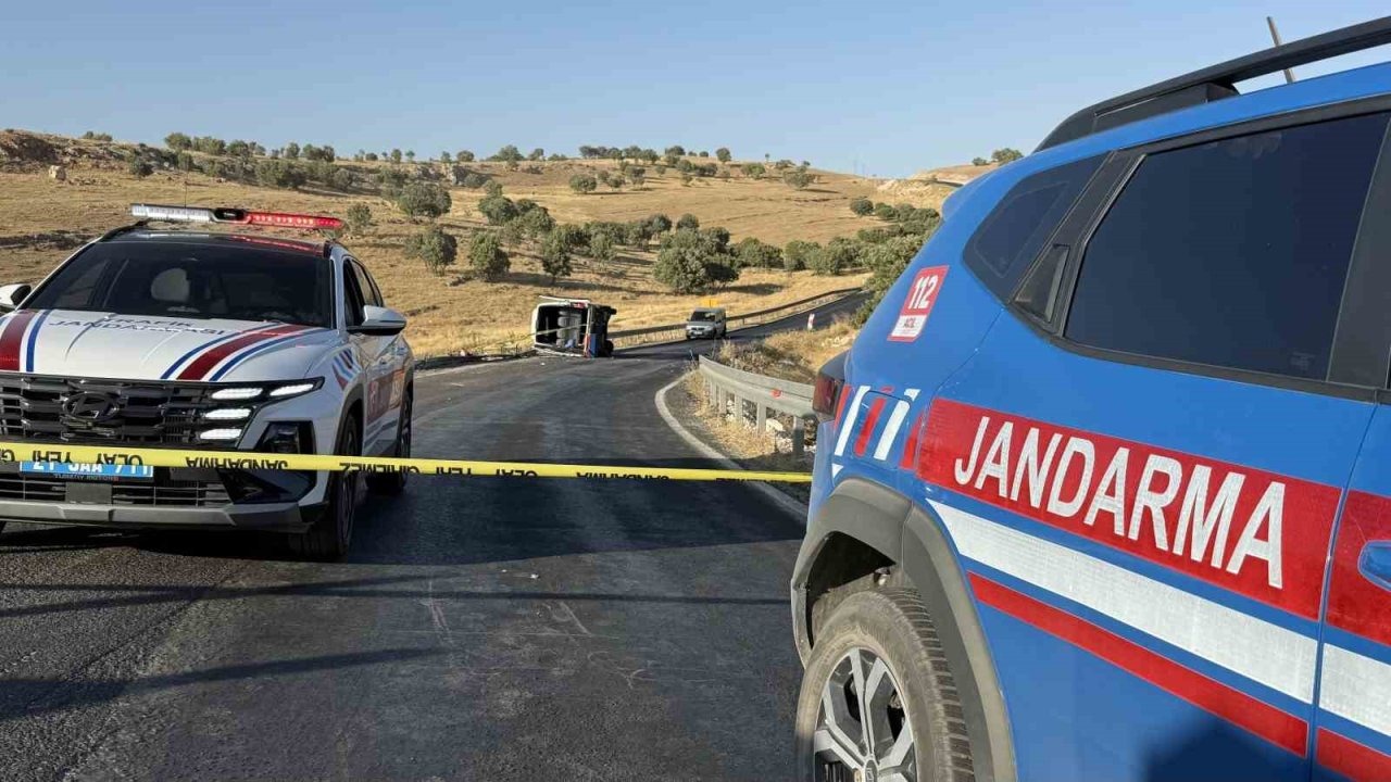 Diyarbakır&#039;da Gezi Minibüsü Devrildi, Ölü Sayısı 2&#039;ye Yükseldi