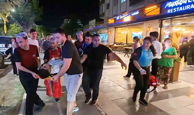 Aksaray&#039;da Boşandığı Eşinin Çalıştığı Restoranı Basan Şahıs Dehşet Saçtı: 4 Yaralı