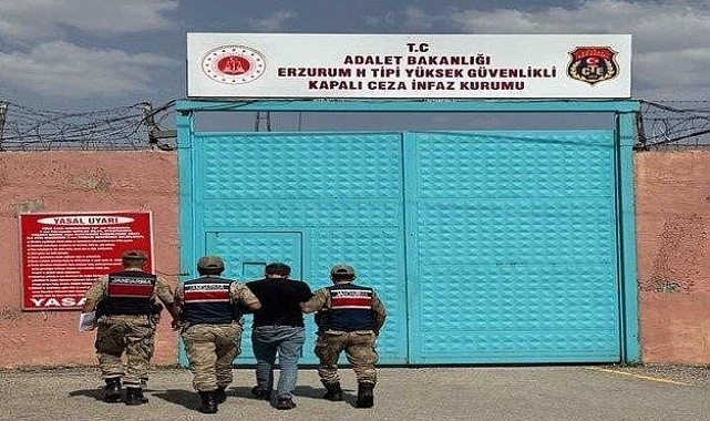 Erzurum&#039;da FETÖ Hükümlüsü Samanlıkta Yakalandı