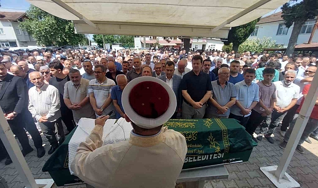 Eski Belediye Başkanı Asansör Kazasında Hayatını Kaybetti: Akyazı&#039;da Hüzünlü Veda