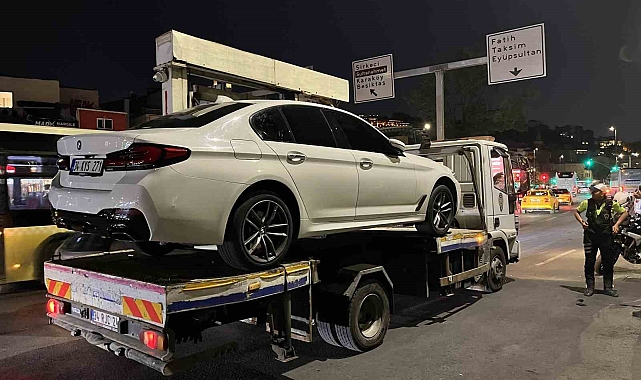İstanbul Eminönü'nde Silahlı Saldırı: 1 Kişi Yaralandı