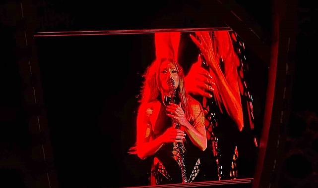 Jennifer Lopez, İstanbul Festivali&#039;nde Sahne Aldı