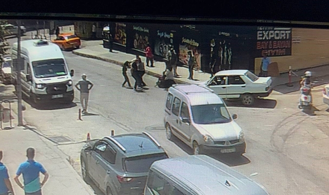 Karabük&#039;te Uçan Tekmeli ve Bıçaklı Kavga: 2 Yaralı