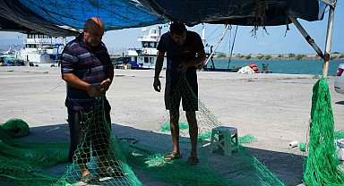 Karadenizli Balıkçılar Balık Av Sezonuna Hazırlanıyor: Tekneler Bakımdan Geçiyor, Ağlar Yenileniyor