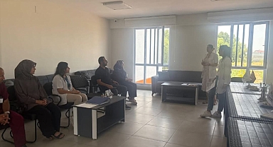 Karakoyunlu'da Sağlık Eğitimi: Rehabilitasyon Merkezi Çalışanlarına Uyuz Hastalığı Anlatıldı