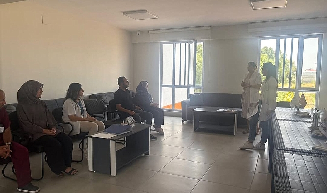 Karakoyunlu&#039;da Sağlık Eğitimi: Rehabilitasyon Merkezi Çalışanlarına Uyuz Hastalığı Anlatıldı