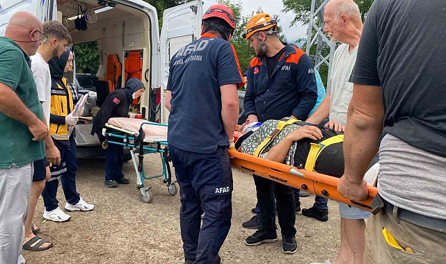 Rize&#039;de Çay Toplayan Kadının Üzerine Teleferik Parçası Düştü: 1 Yaralı