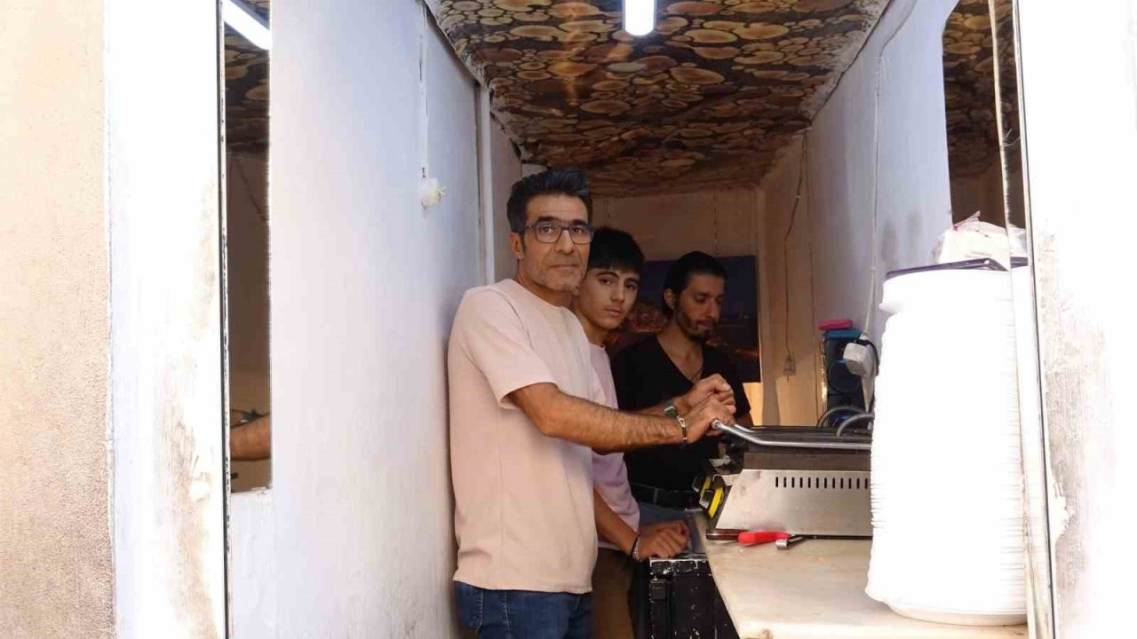 Mardin&#039;in 3 Metrekarelik Dükkanında 27 Yıllık Başarı Hikayesi