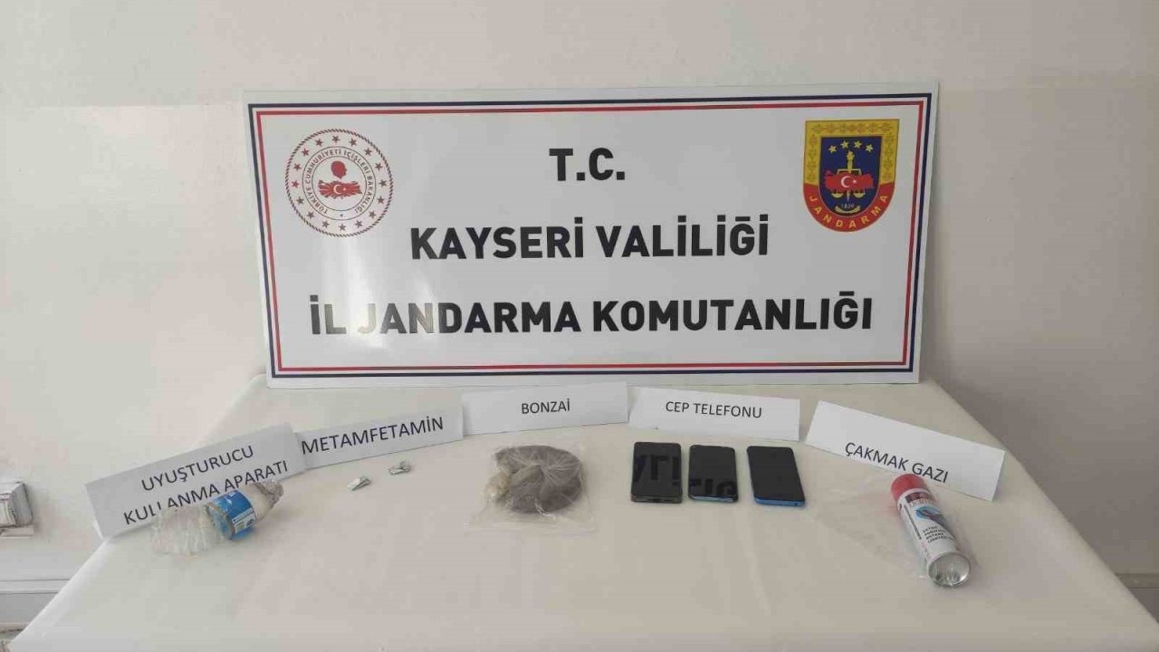 Kayseri&#039;de Ruhsatsız Silah Operasyonu