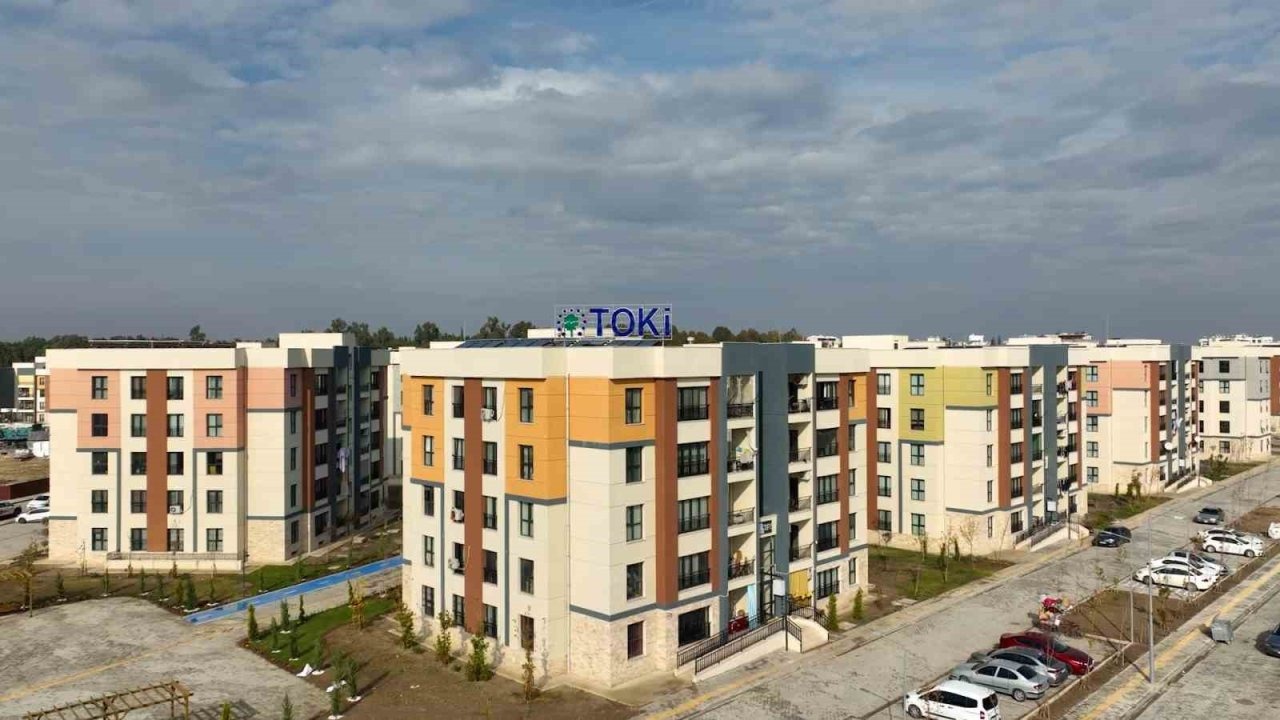 Deprem Bölgesinde Konut Teslimatları Hızla Sürüyor: 300 Bininci Konut Malatya&#039;da Veriliyor