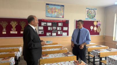 Iğdır’da Ücretsiz Ders Kitapları Sıralara Yerleştirildi