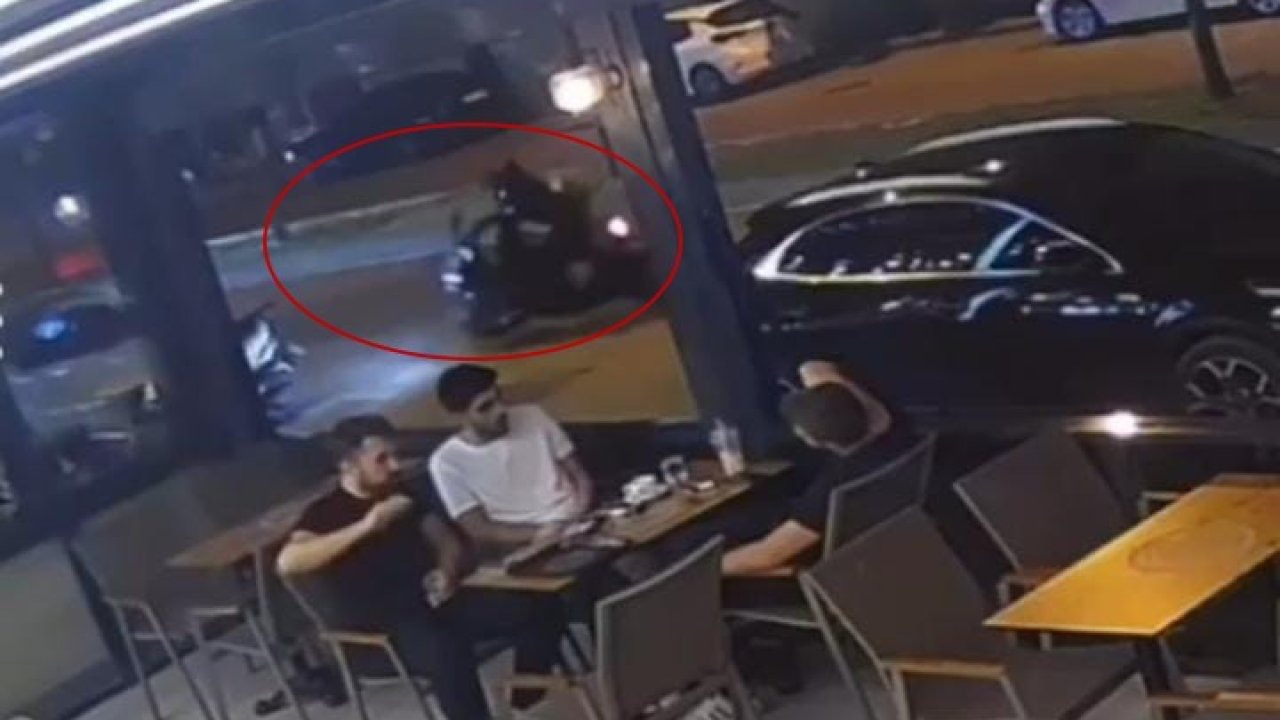 Motosikletli Kadın Kaza Yaptı: O Anlar Kamerada