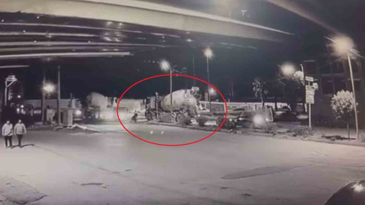 Hatay&#039;da Can Pazarı: Motosiklet Sürücüsü Ölümden Saniyelerle Kurtuldu