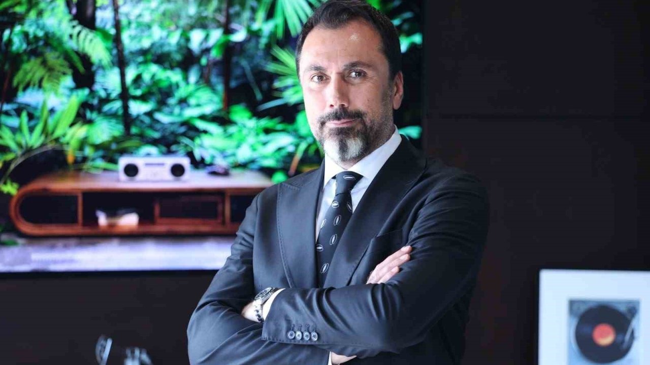 Altında Yeni Rekorlar: Gram Altın 5 Bin TL&#039;ye Göz Kırpıyor