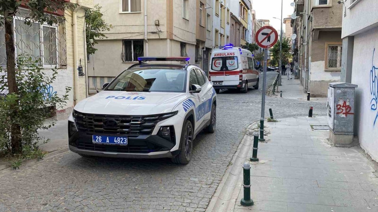 Eskişehir’de Ekipler Kokunun Kaynağını Bulmak İçin Eve Girdi: Sonuç Şaşırttı