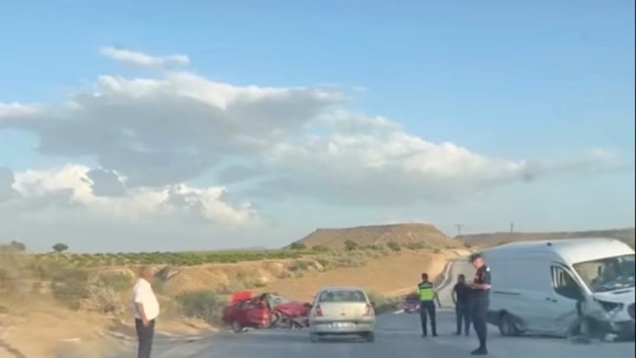 Nevşehir&#039;de Feci Kaza: 1 Ölü, 2 Yaralı