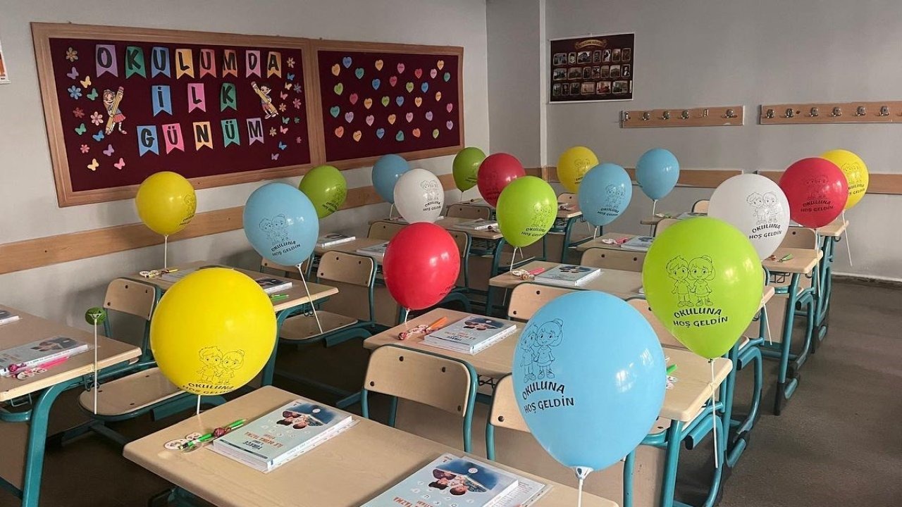 Aydın Efeler&#039;de 65 Bin 500 Ücretsiz Ders Kitabı Öğrencileri Bekliyor