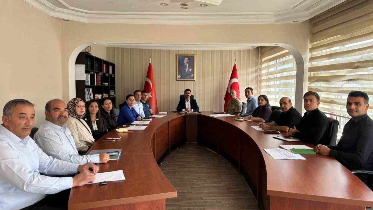 Susuz Kaymakamlığında Kurumlar Arası Değerlendirme Toplantısı