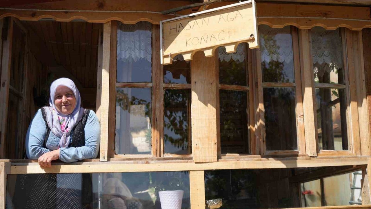 44 Yıldır Kiracı Olduğu Evini "Saraya" Çevirdi