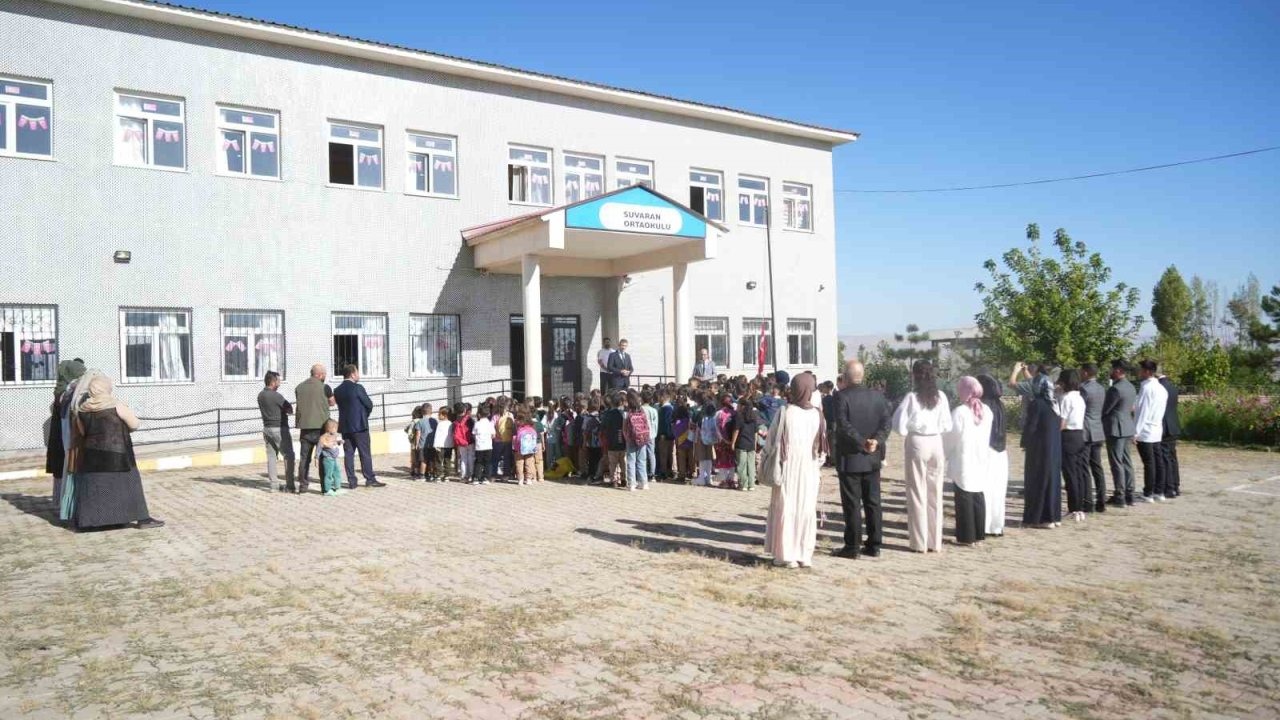 Muş’ta Eğitim Yılı &quot;Her Çocuk Bir Fidan&quot; Mottosuyla Başladı