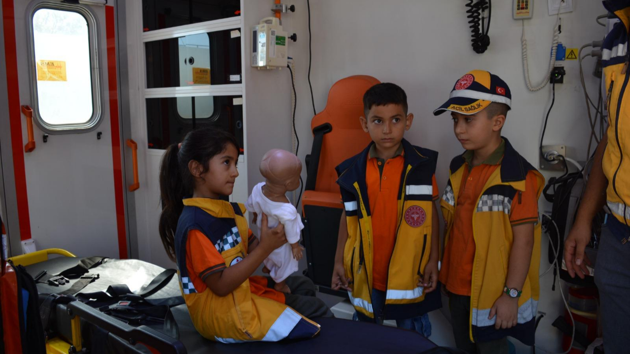 Iğdır’da Çocuklara İlk Yardım ve Sağlık Eğitimi