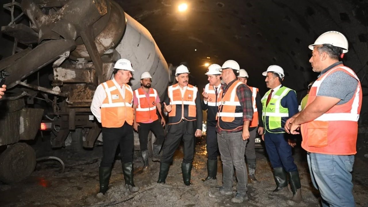 Erzurum’da Karadeniz’i Güneydoğu’ya Bağlayacak Kırık Tüneli’nde Çalışmalar Sürüyor