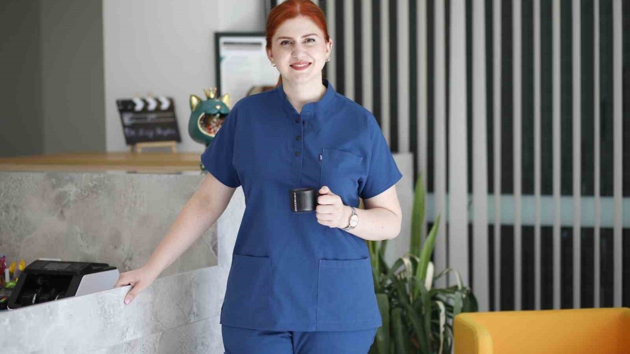 Anne ve Adaylarına Sigara Uyarısı: &quot;Sigara İçiyorsan Bebeğin de İçiyor&quot;