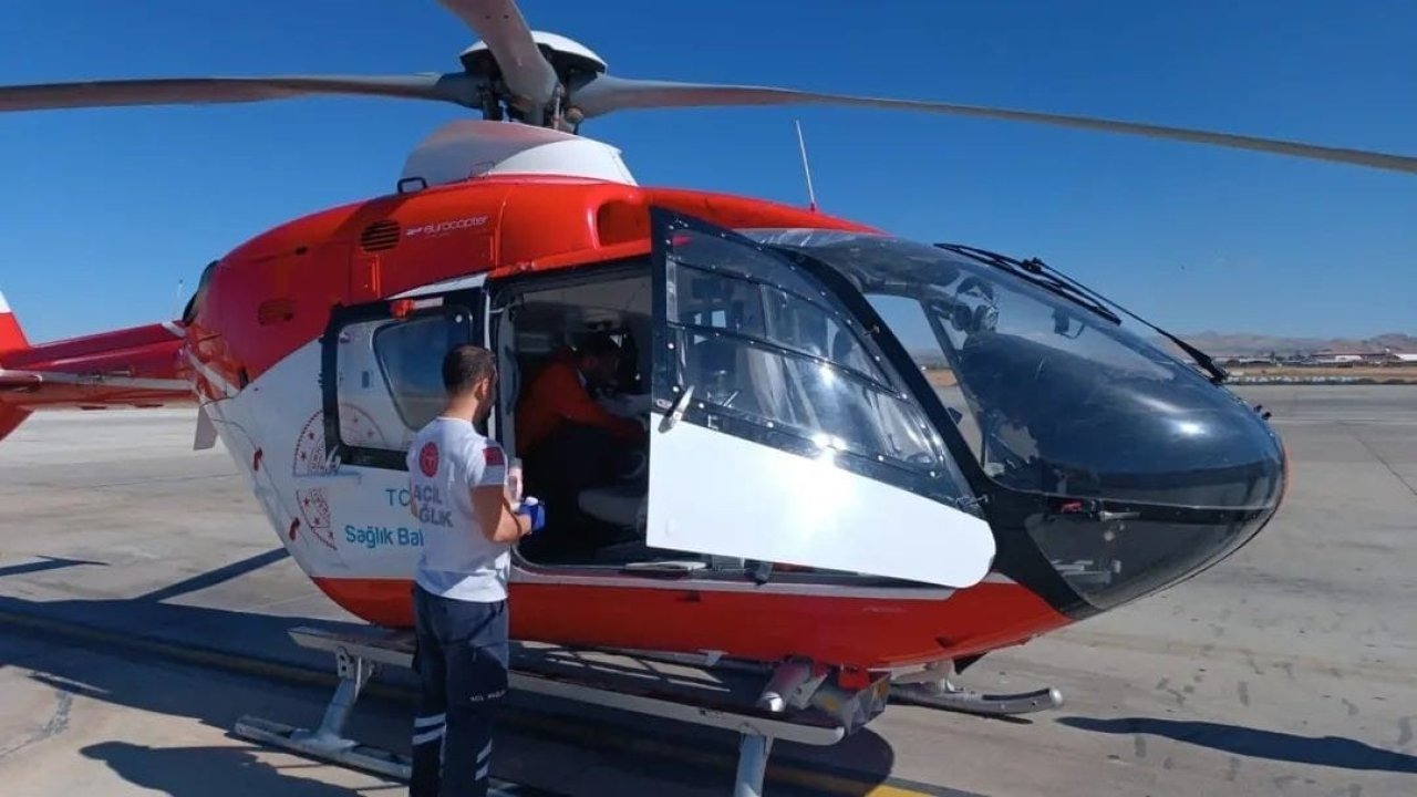 Van&#039;da 34 Günlük Bebek Uçak Ambulansla İstanbul&#039;a Sevk Edildi