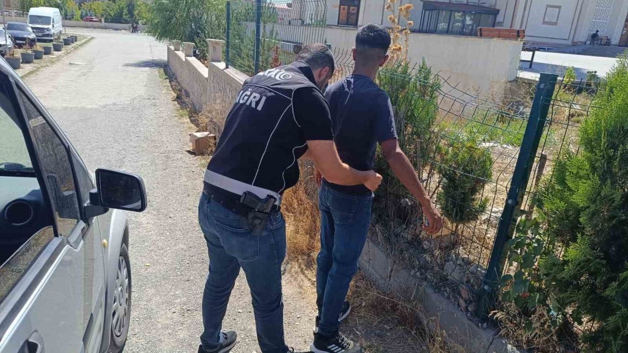 Ağrı’da Okul Çevrelerinde Geniş Kapsamlı Güvenlik Denetimi