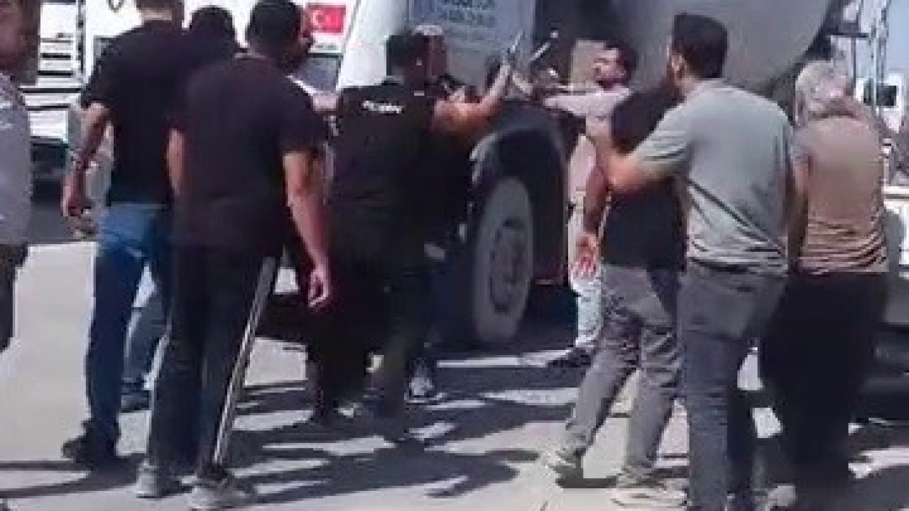 Hatay’da &quot;Yol Verme&quot; Kavgası: Gergin Anlar Kamerada