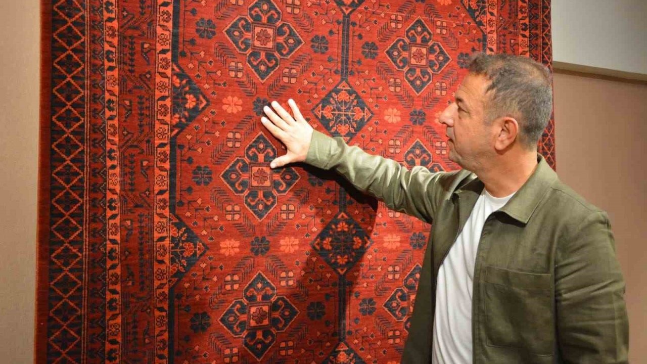 Demirci Halıları Dünyaya Açılıyor: Geleneksel Motifler İhraç Ediliyor